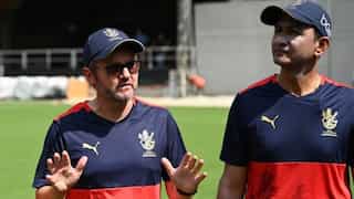 IPL: Royal Challengers Bangalore yet to renew Mike Hesson, Sanjay Bangar contracts, decision 'under process'