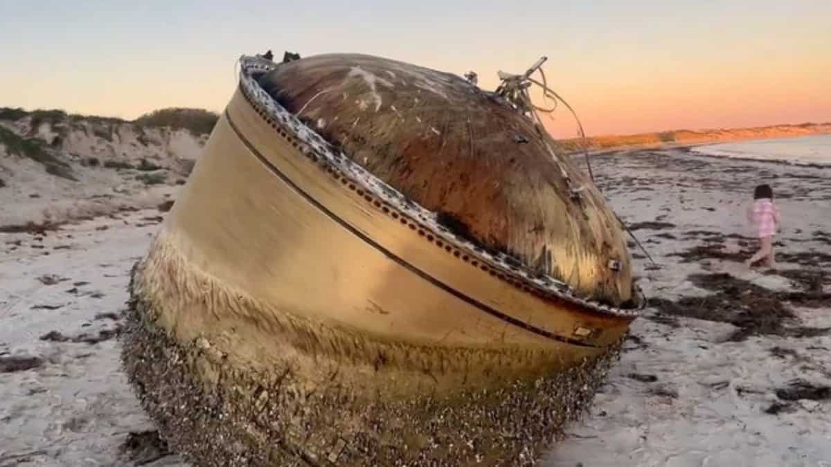 Part of Indian rocket? Mysterious cylinder washes up on Australian beach Trending News