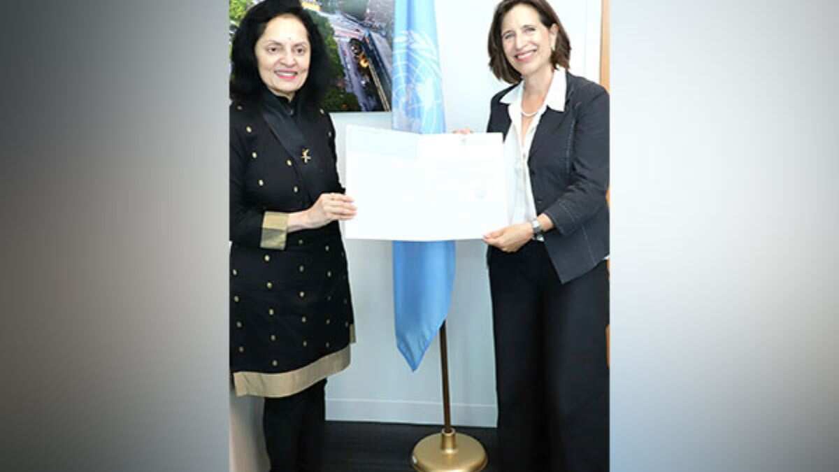 India makes voluntary contribution of $1 million to United Nations for promoting use of Hindi language India makes voluntary contribution of $1 million to United Nations for promoting use of Hindi language