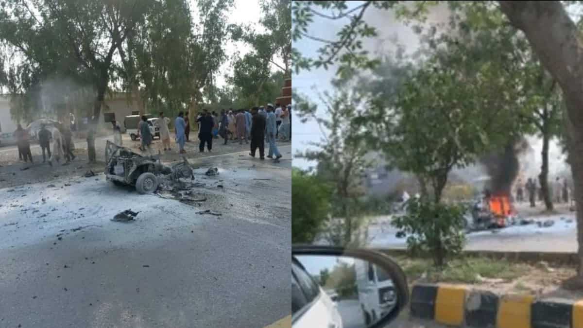 Suicide attack targetting security forces 'martyrs' 1, injures 7 in Peshawar Suicide attack targetting security forces 'martyrs' 1, injures 7 in Peshawar