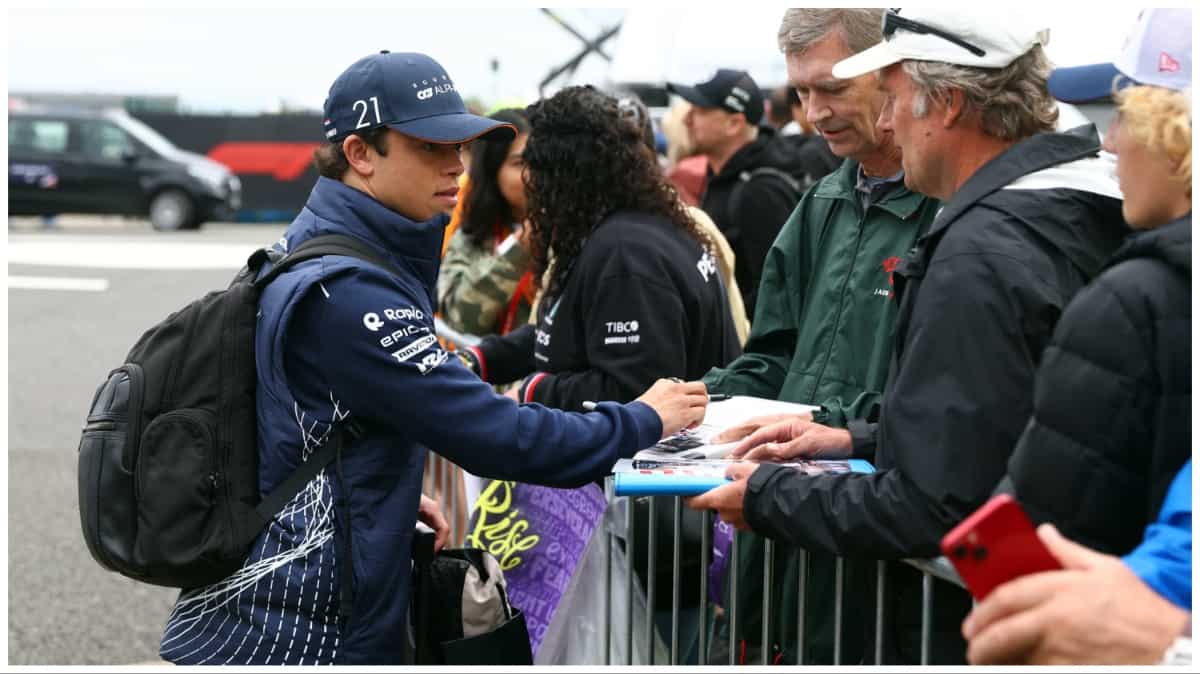 Formula One: 'Hurt' Nyck de Vries reacts after losing AlphaTauri seat to Australia's Daniel Ricciardo Formula One: 'Hurt' Nyck de Vries reacts after losing AlphaTauri seat to Australia's Daniel Ricciardo
