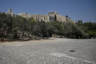 Climate crisis: Greece faces hottest July weekend in 50 yrs; heatwave to expand in US