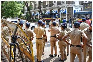 Mumbai police receive call about RDX-laden tanker going from city to Goa with two Pak nationals