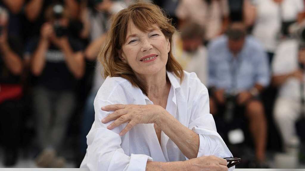Jane Birkin funeral: Thousands of fans pay tribute to beloved star in Paris
