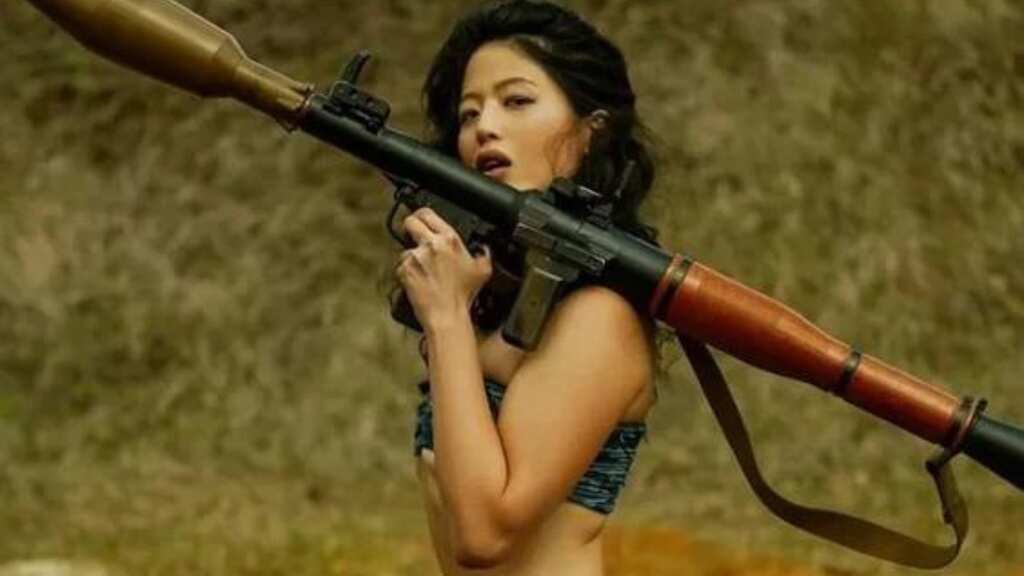 Instagram model is now an 'Emotional Support Stripper' in Ukraine