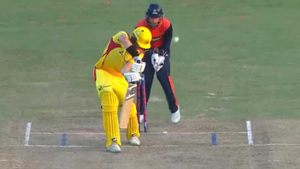 Watch: Shadab Khan’s unplayable delivery dismisses Mitchell Santner in MLC 2023
