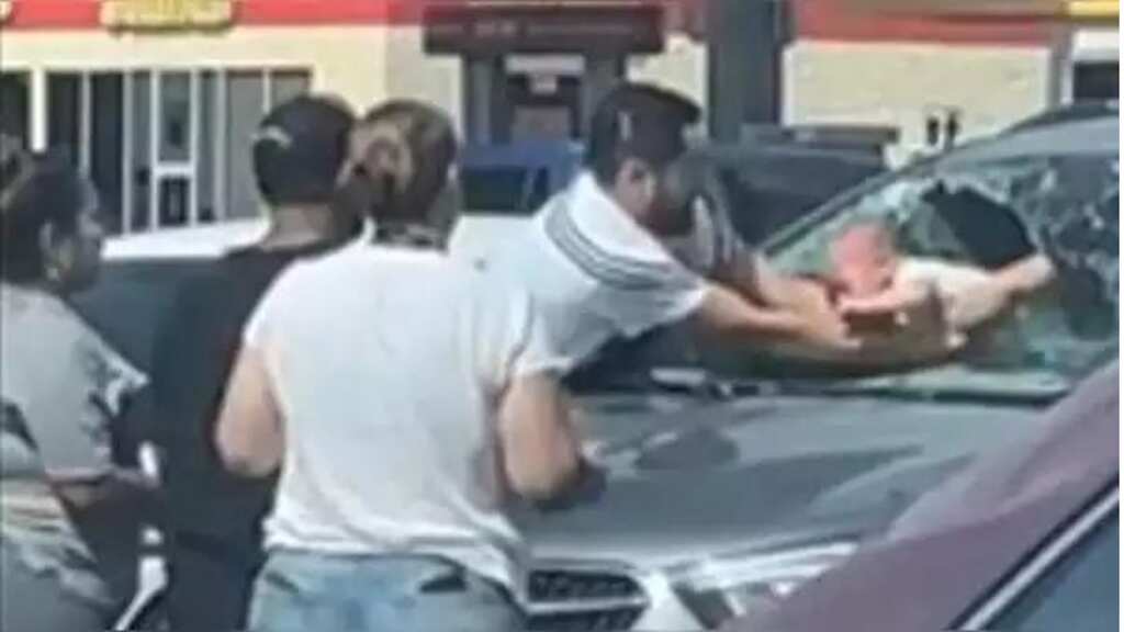 WATCH | Father breaks windshield to save baby from hot car in Texas