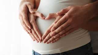 Italian parliament greenlights bill criminalising surrogacy abroad