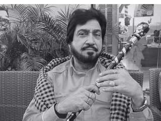 Who was Surinder Shinda, veteran Punjabi singer who passed away in Ludhiana?