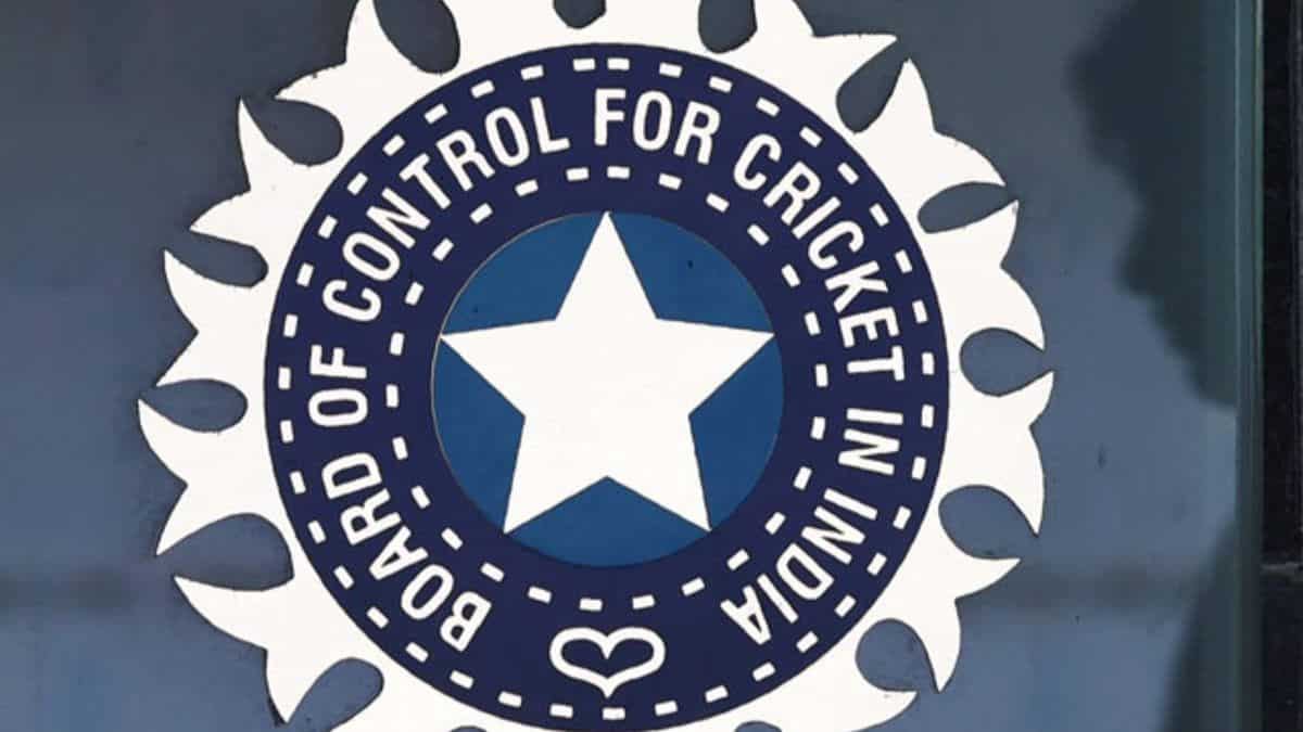 BCCI earns $3.3 billion in five-year period from 2017-18 to 2021-22, profit stands at $1.5 billion BCCI earns $3.3 billion in five-year period from 2017-18 to 2021-22, profit stands at $1.5 billion