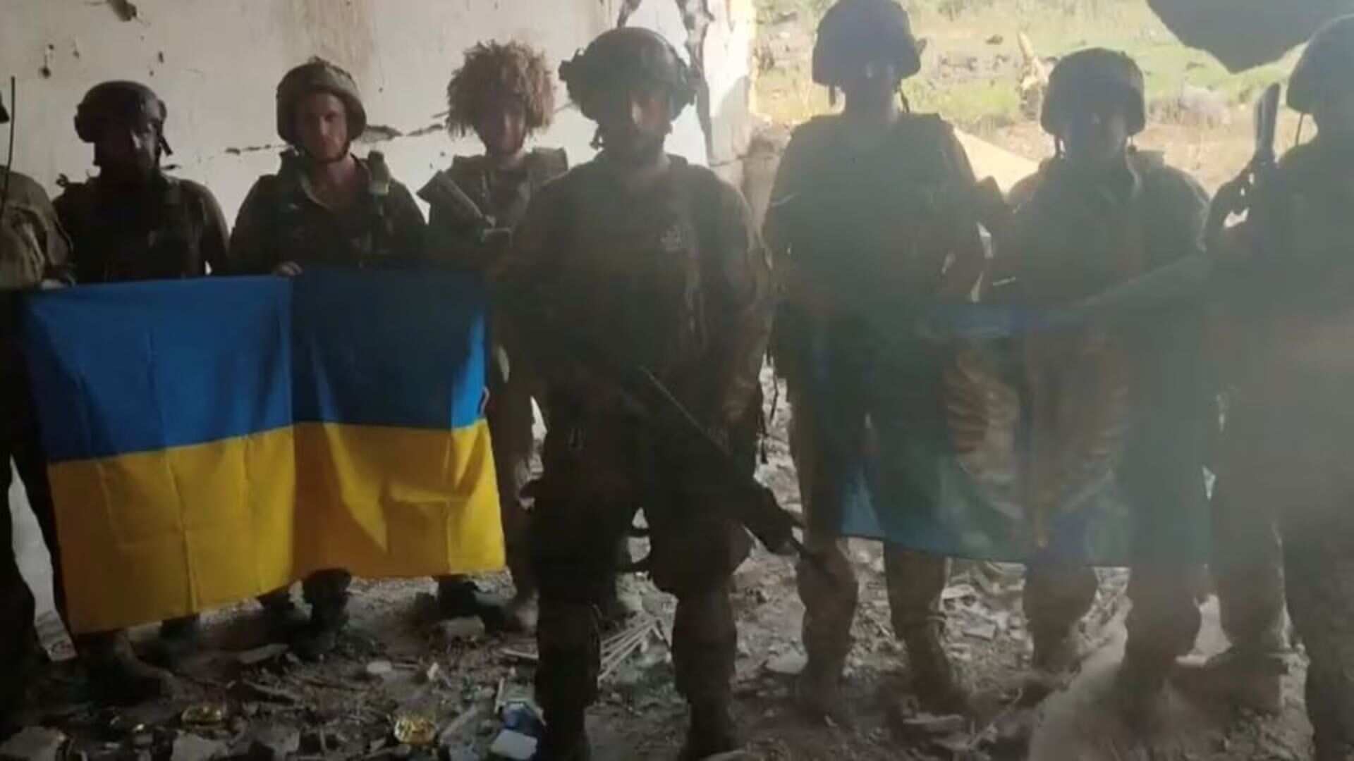 Ukrainian forces advance southward, claim they have recaptured strategic village from Russians Ukrainian forces advance southward, claim they have recaptured strategic village from Russians