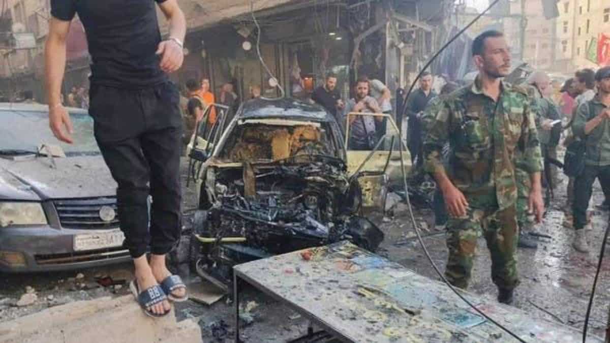 Six killed in bomb blast at shrine near Syrian capital Six killed in bomb blast at shrine near Syrian capital