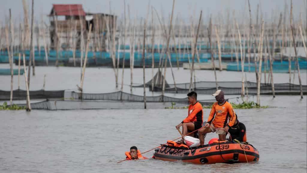 Typhoon Doksuri lashes China, boat tragedy in Philippines kills 39