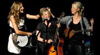 The Chicks postpone concert hours before showtime