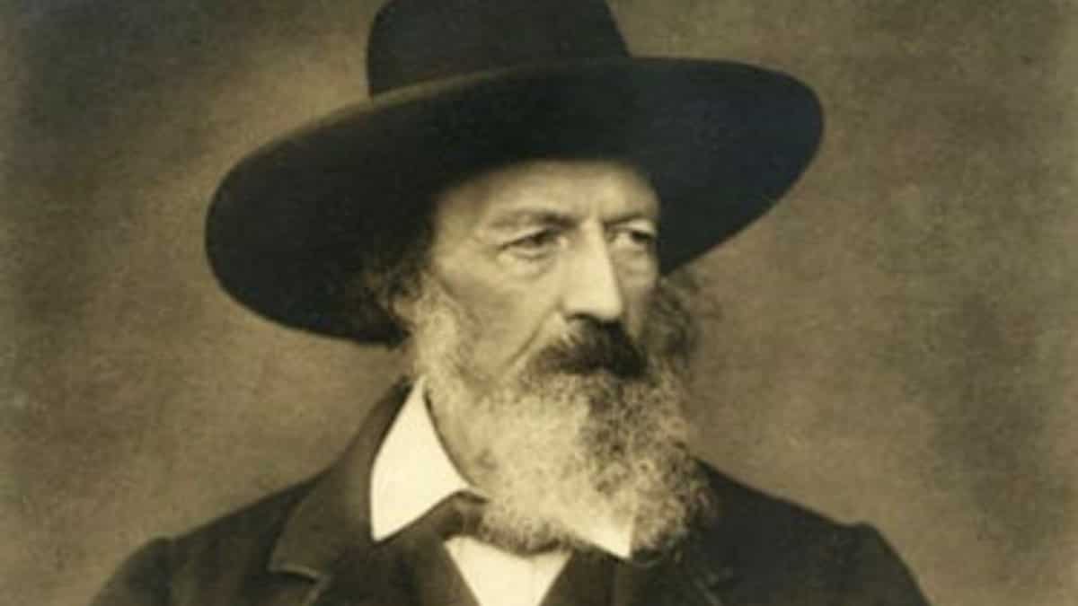 UK: School lists English poet Tennyson as ‘queer’ Isle of White historical figure, draws ire