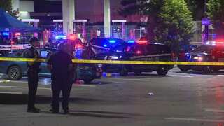 5 shot at Seattle's community outreach event, suspects at large