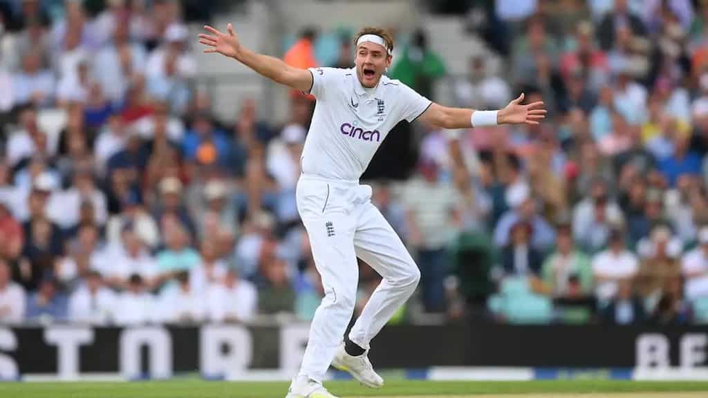 England great Stuart Broad's swansong ends on a high note with PEACH to dismiss Alex Carey - WATCH