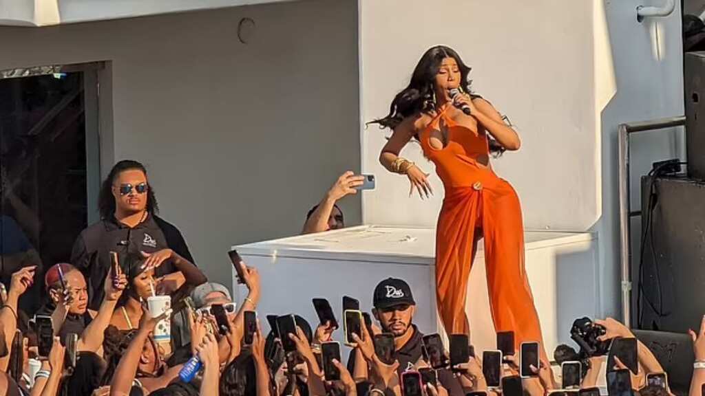 Microphone thrown by Cardi B at concertgoer up for auction