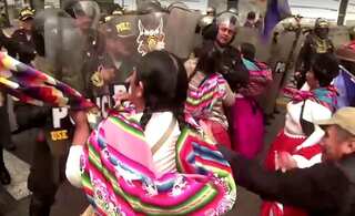 Peru: Anti-govt protesters, demanding Boularte's resignation, clash with cops