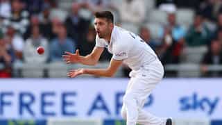 Ashes, 5th Test: 'Worn-out' Mark Wood fit to bowl on day five as England eye unlikely win