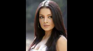 Celina Jaitley schools Pak journo who accused her of sleeping with Feroz Khan and Fardeen
