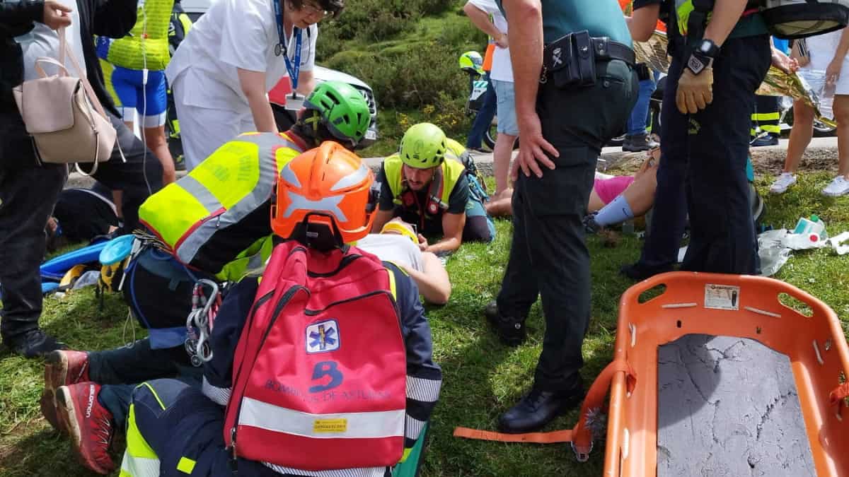 Spain: Tourist bus carrying 48 crashes in Asturias
