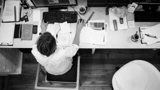 Indian man sneakily puts unemployed wife on payroll for over a decade, defrauds company of millions