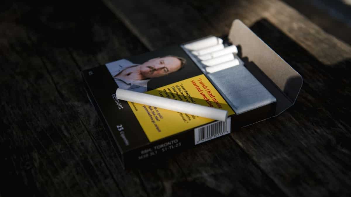 cigarettes price 2025 In April 2025, the price of tobacco in the EU was on average 7.2% higher  than in April 2024. 📈 Highest increases: 🇳🇱 Netherlands (+34.7% compared  with April 2024) 🇧🇪 Belgium (+19.1%) 🇵🇱 Poland (+14.5%) Learn more ➡️  https://europa.eu/!XVwMvh