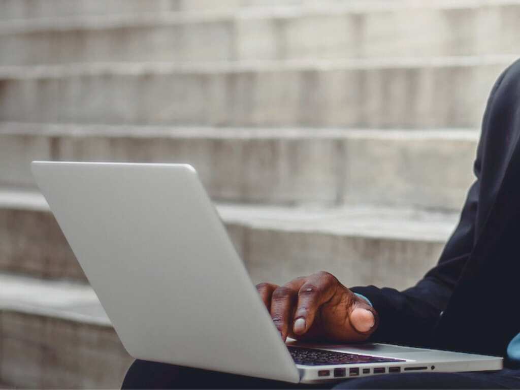 On a video call? Keep bookcase or plant behind you to appear trustworthy: Study