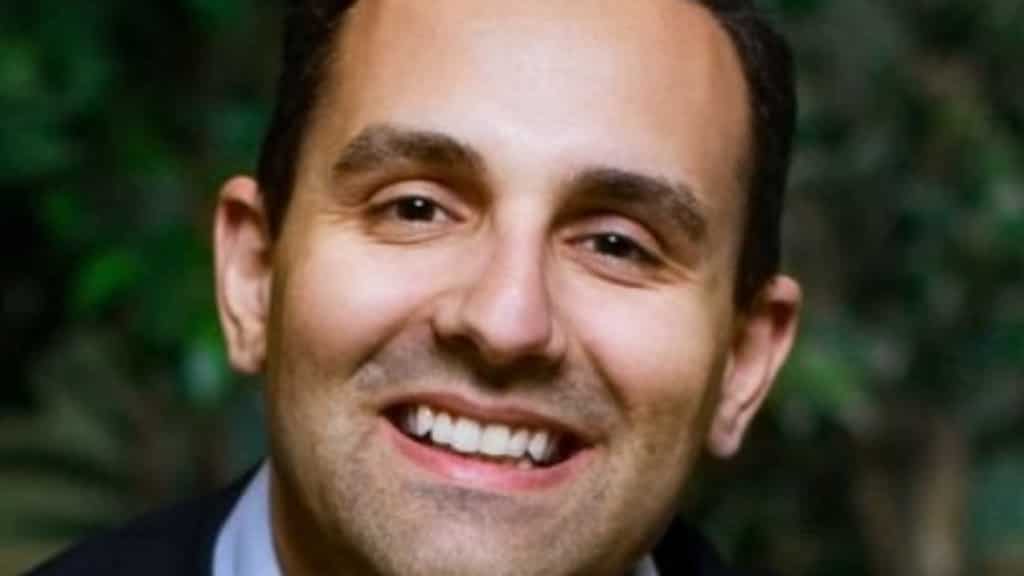 After being trolled for 'dream to leave India' comment, student gets job offer from Truecaller CEO