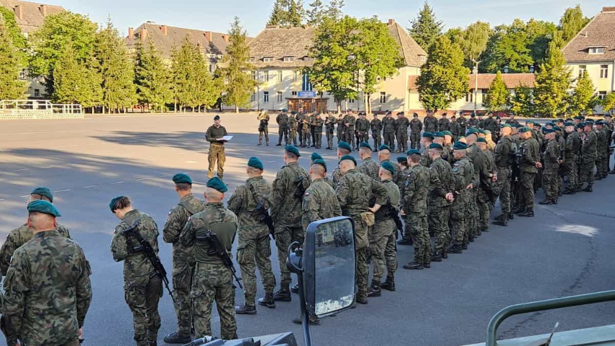 Poland to send more troops to border with Belarus; accuses Moscow, Minsk of ‘organising’ new migrant influx Poland to send more troops to border with Belarus; accuses Moscow, Minsk of ‘organising’ new migrant influx