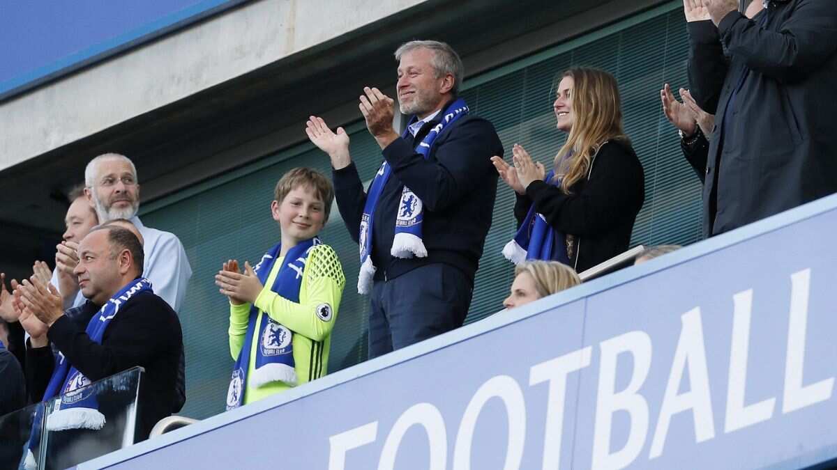 Football: Premier League investigating Chelsea over possible financial violations Football: Premier League investigating Chelsea over possible financial violations