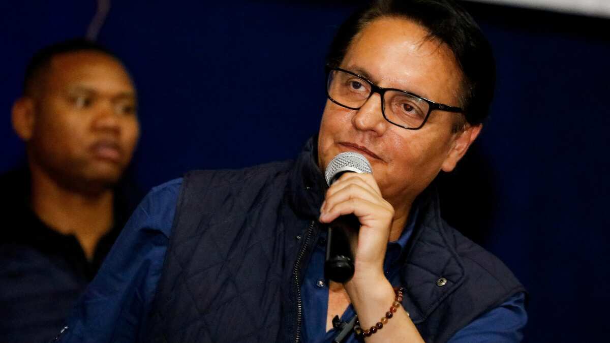 Ecuadoran presidential candidate Fernando Villavicencio shot dead after rally