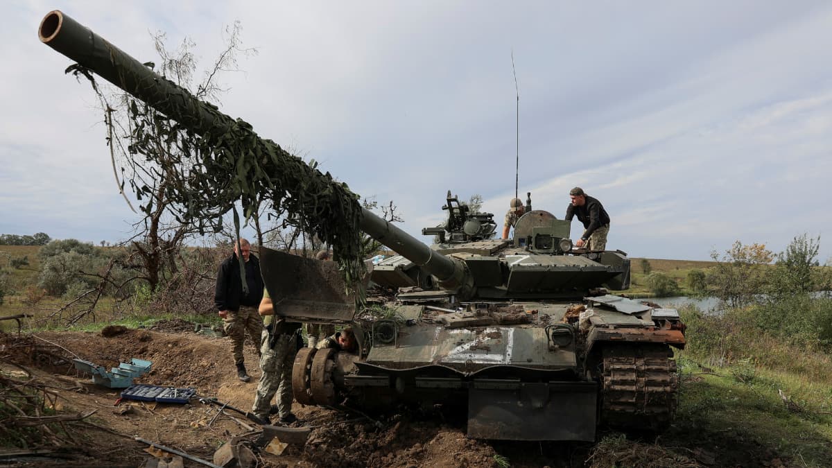 Russia claims 11 Ukrainian drones downed near Crimea, two more heading towards Moscow shot Russia claims 11 Ukrainian drones downed near Crimea, two more heading towards Moscow shot