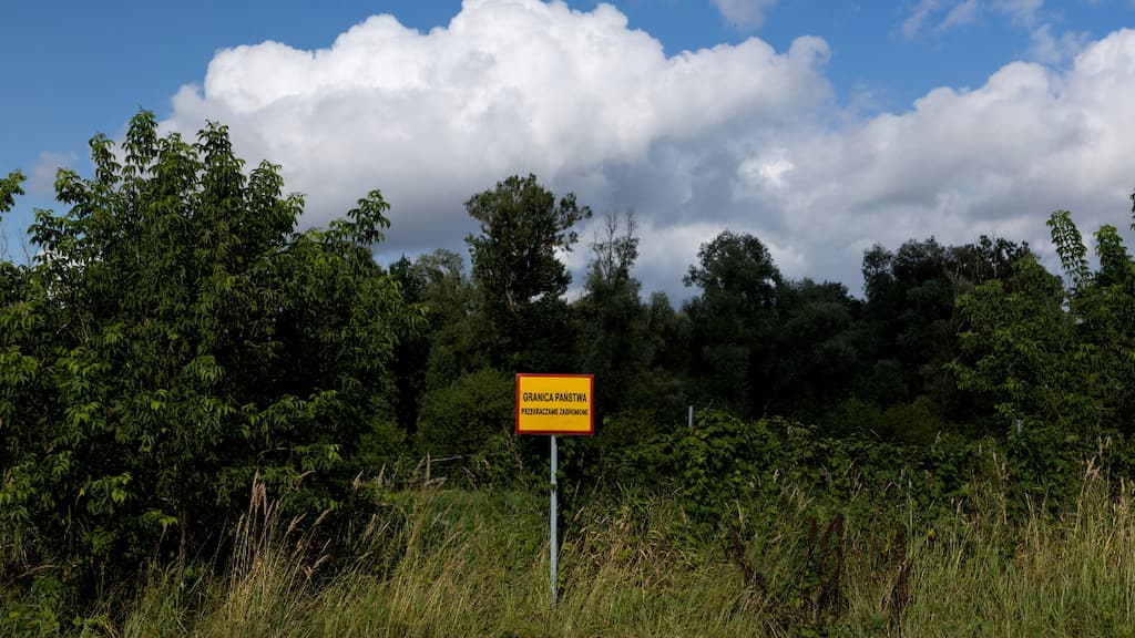 Poland to deploy around 10,000 soldiers to border with Belarus