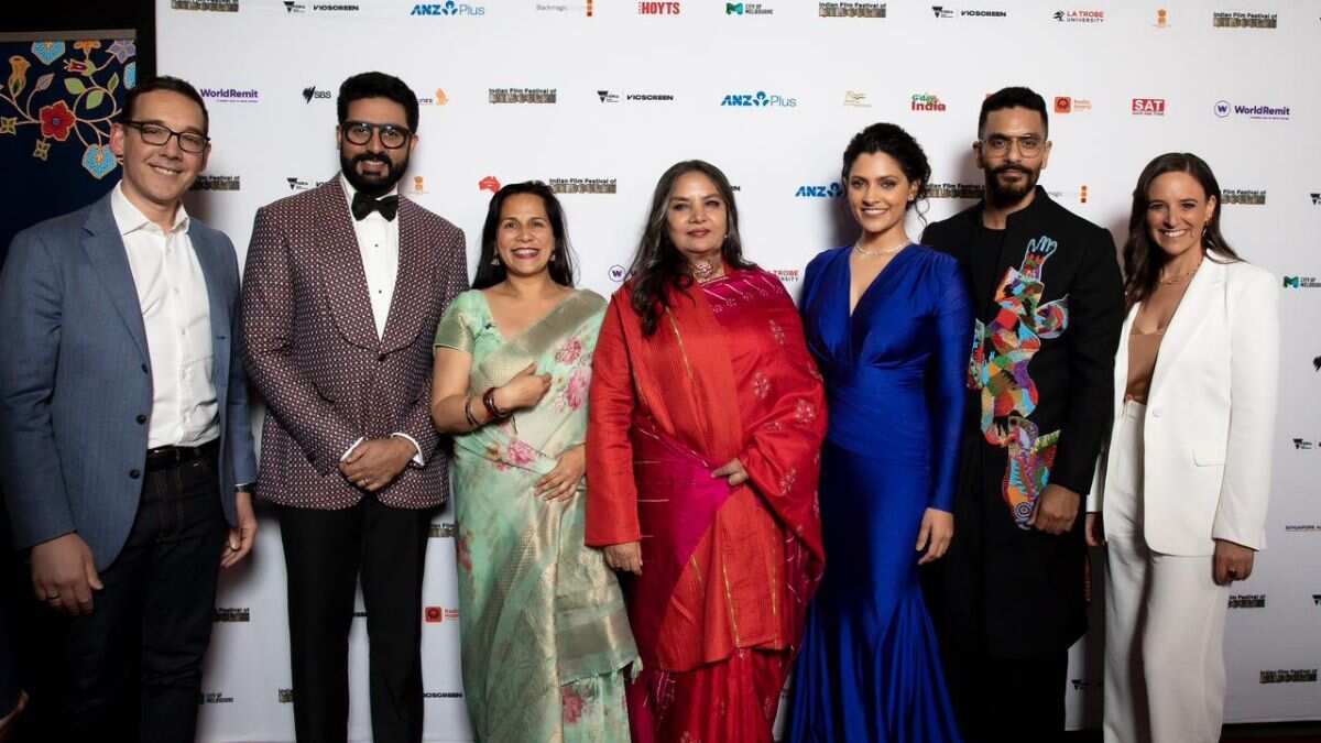 Abhishek Bachchan, Saiyami Kher-starrer Ghoomer gets standing ovation on opening night of IFFM 2023 Abhishek Bachchan, Saiyami Kher-starrer Ghoomer gets standing ovation on opening night of IFFM 2023