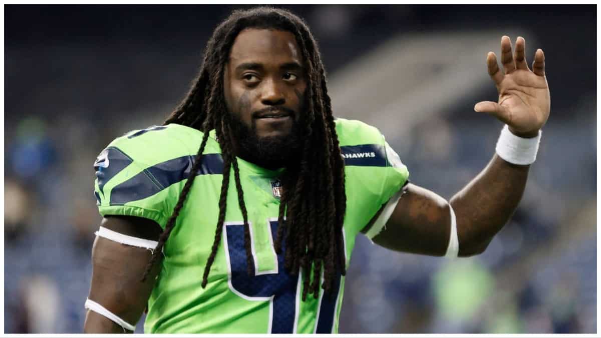 Alex Collins, former NFL running back, passes away at 28 after a motorcycle crash in Florida