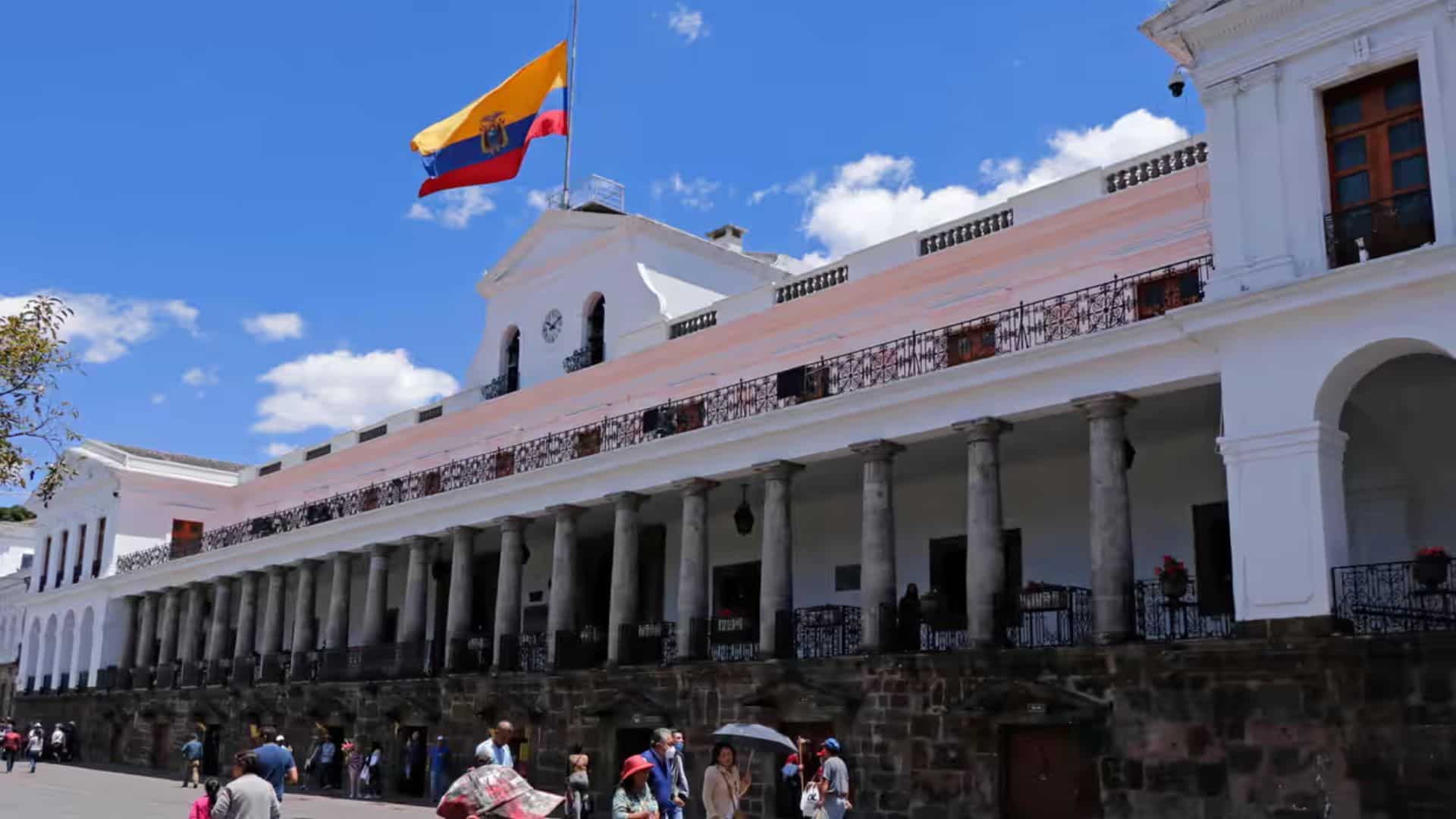 Ecuador: Third political leader killed in a week after presidential hopeful's assassination