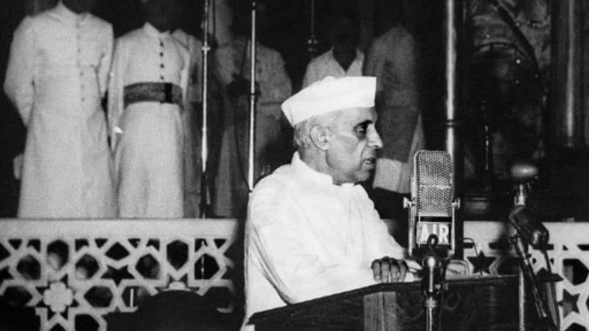 Jawaharlal Nehru delivers famous speech ‘tryst with destiny’