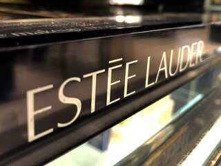 Estee Lauder's CFO departure signals a strategic shift amid market challenges