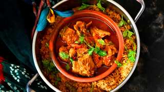 India: Dead baby rat found in chicken dish; restaurant manager, two cooks arrested