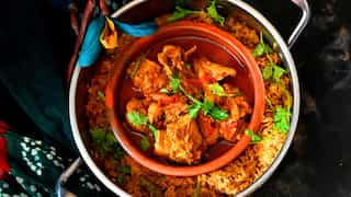 India: Dead baby rat found in chicken dish; restaurant manager, two cooks arrested
