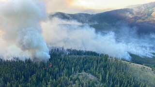Massive 402,000 acre wildfire threatens Canada's Yellowknife, authorities sound alarm