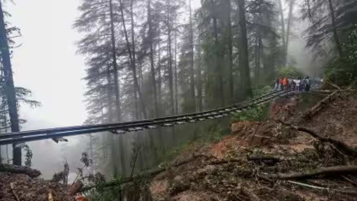 Heavy rains claim lives of 72