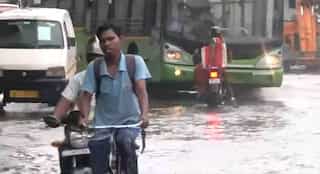 India: Rain lashes parts of Delhi, IMD issues orange alert