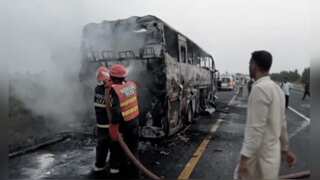 Pakistan: At least 16 dead, 11 injured as bus collides with truck, catches fire