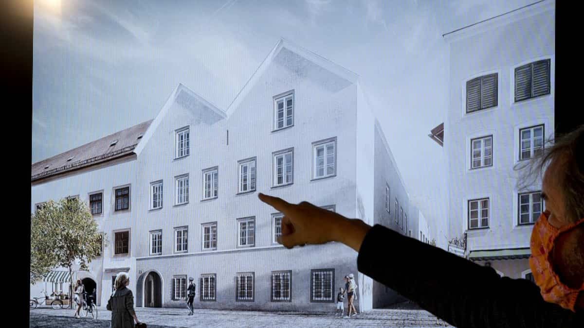 Austria to go ahead with conversion of Hitler's birth house into human rights training centre Austria to go ahead with conversion of Hitler's birth house into human rights training centre