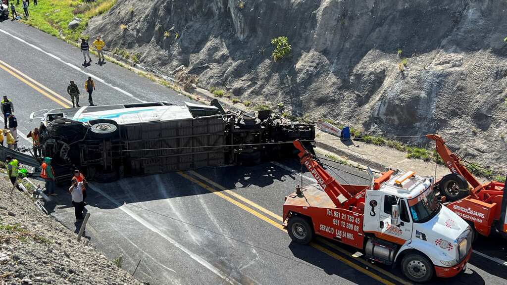 Mexico: Bus transporting mostly Venezuelan migrants crashes, 16 dead