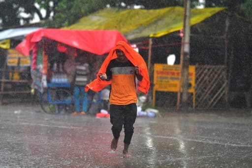 India rains: Flights delayed, diverted, cancelled; IMD issues weather alerts for states India rains: Flights delayed, diverted, cancelled; IMD issues weather alerts for states