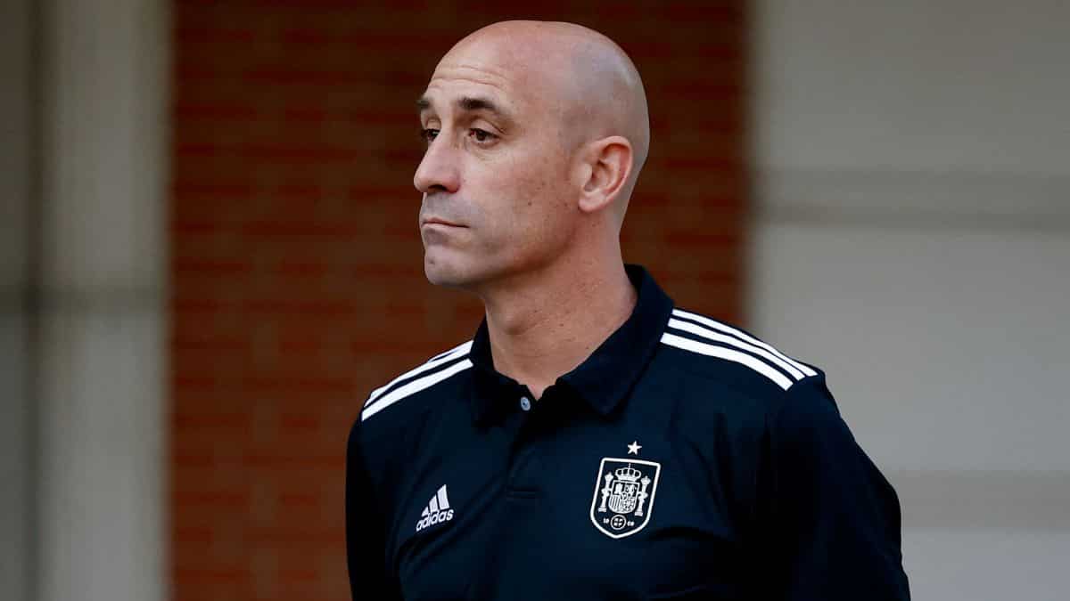 Spain football chief Luis Rubiales shuts rumours, not quitting over Women's World Cup kiss episode Spain football chief Luis Rubiales shuts rumours, not quitting over Women's World Cup kiss episode